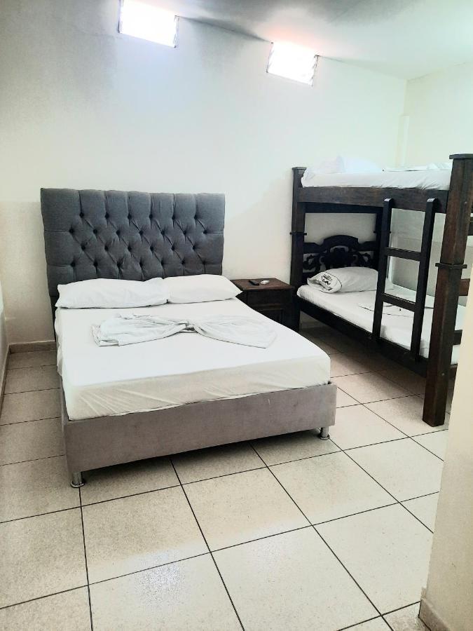San Gil Tours Hostal Esterno foto